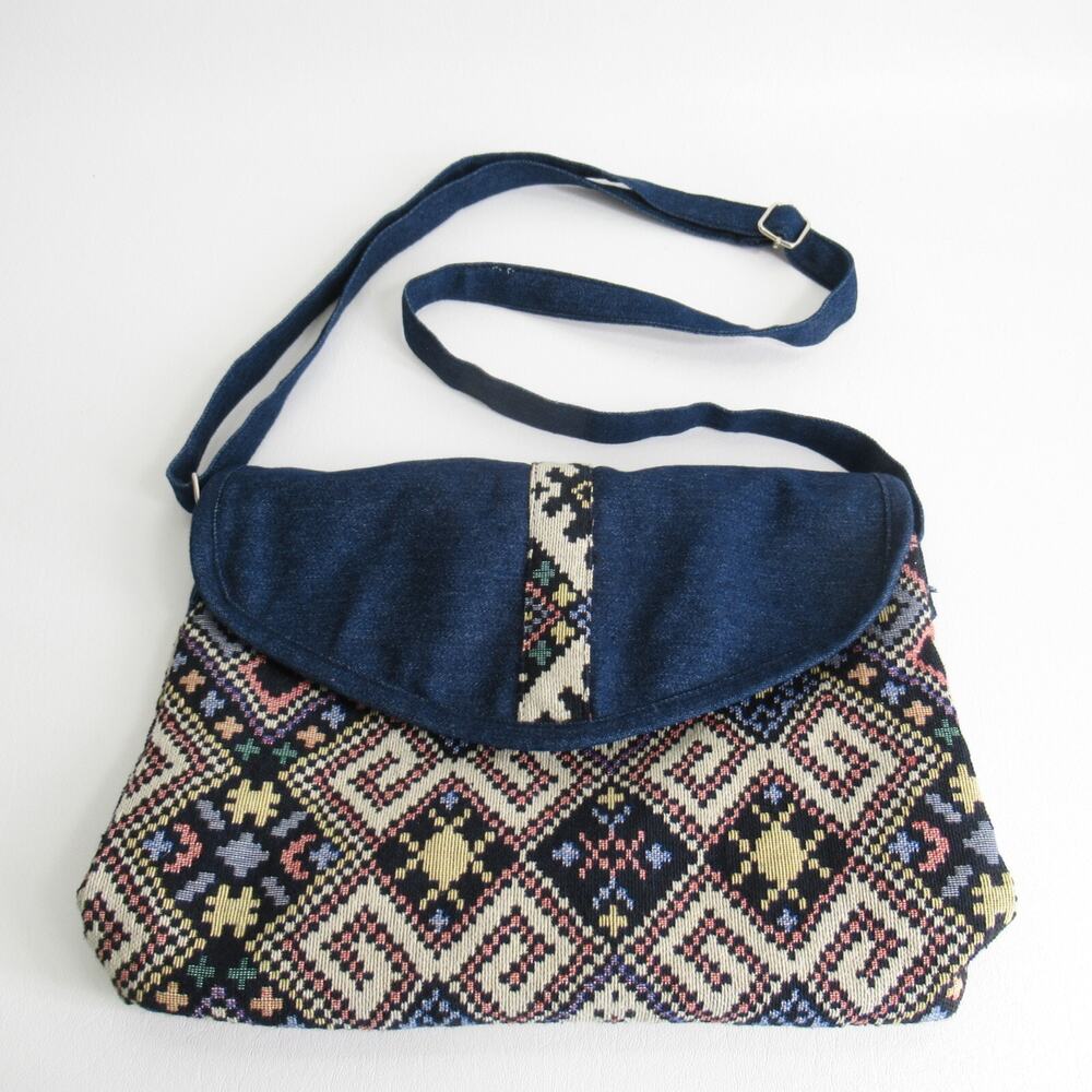 Canyon Sky Purse Women Blue Southwest Diamond Medallion Crossbody Tapestry Bag
